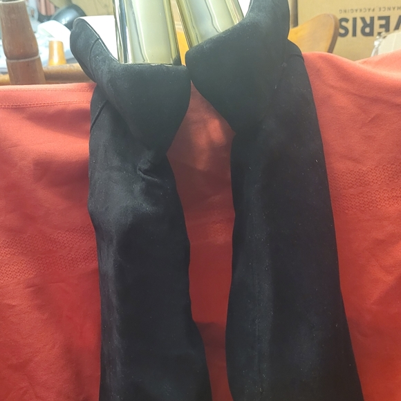 Fall suede boots - Picture 5 of 7